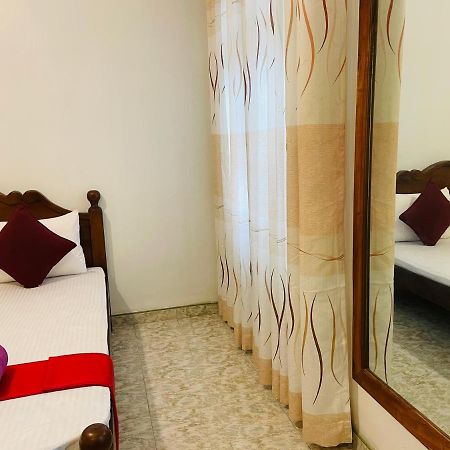 Ivana Homestay Kandy Zewnętrze zdjęcie