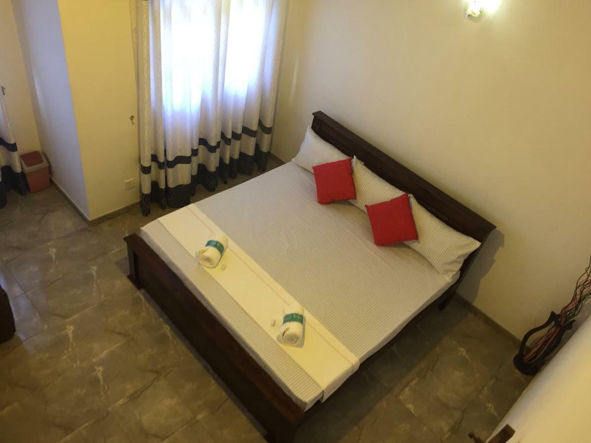 Ivana Homestay Kandy Zewnętrze zdjęcie