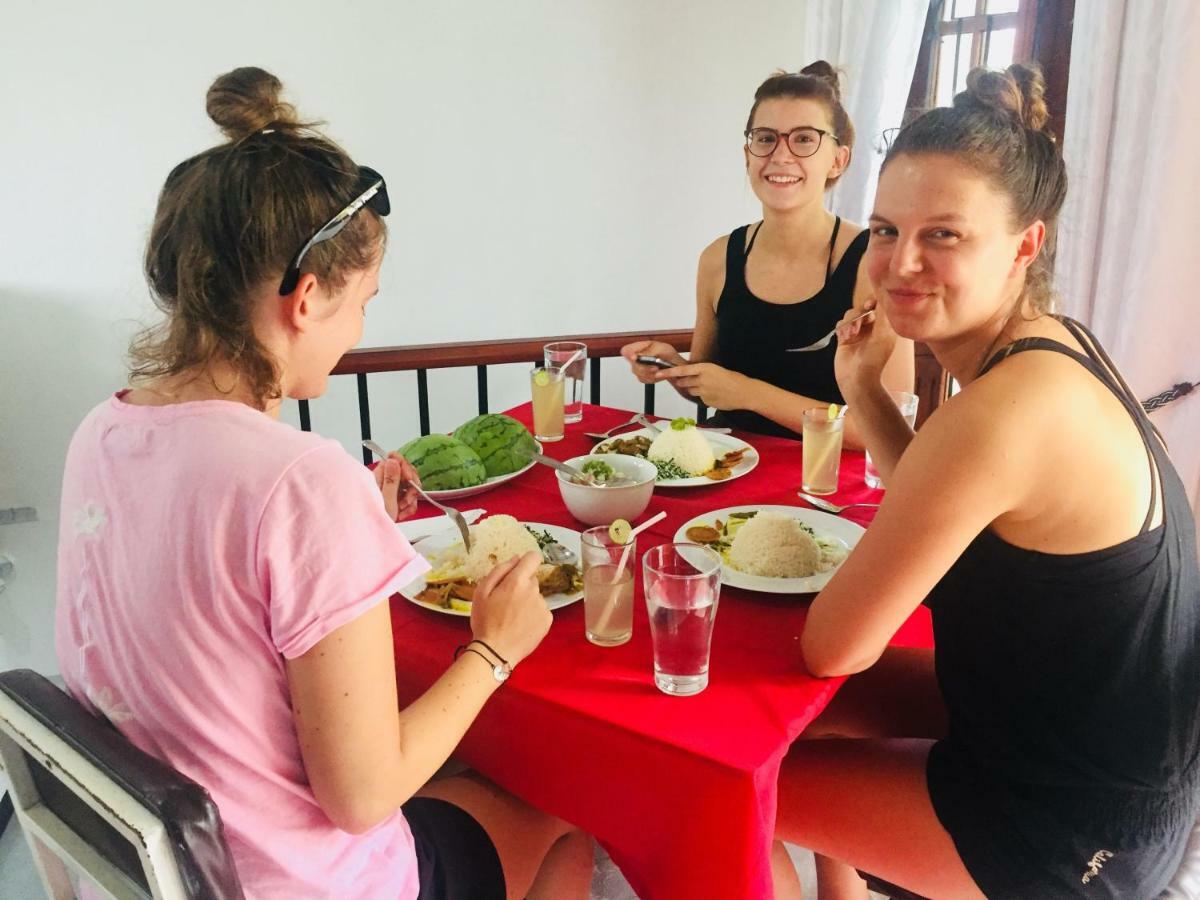 Ivana Homestay Kandy Zewnętrze zdjęcie