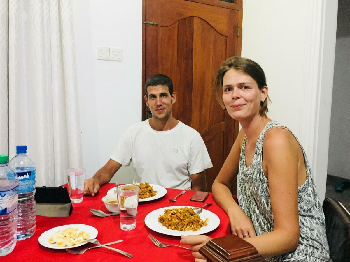 Ivana Homestay Kandy Zewnętrze zdjęcie